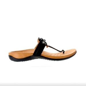 Vionic Womens Amaya Black T-Strap Sandals Size 9.5 Medium (B, M)
